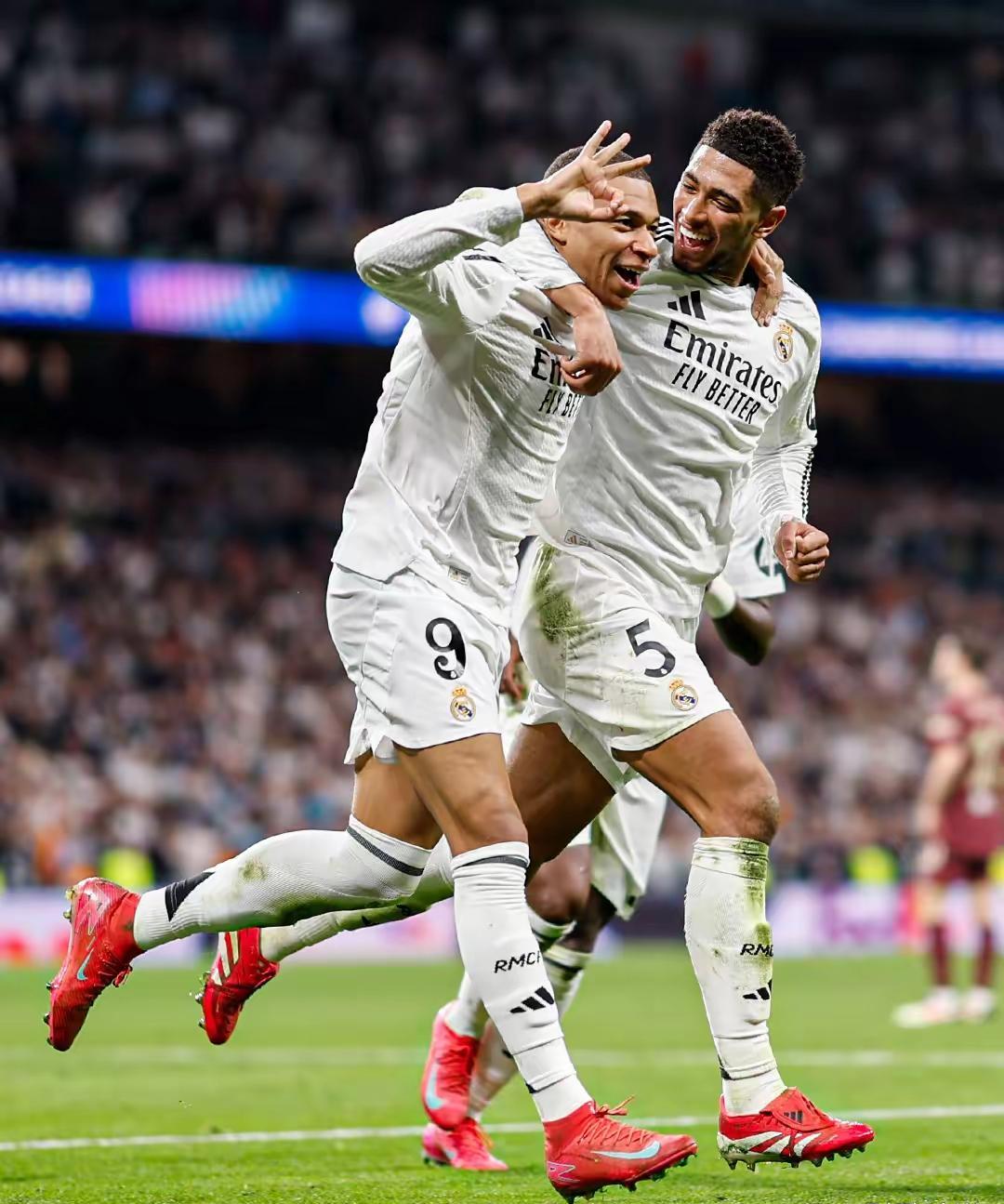 巴萨逆转曼城,佩德里高光表现 巴萨逆转曼城,佩德里高光表现