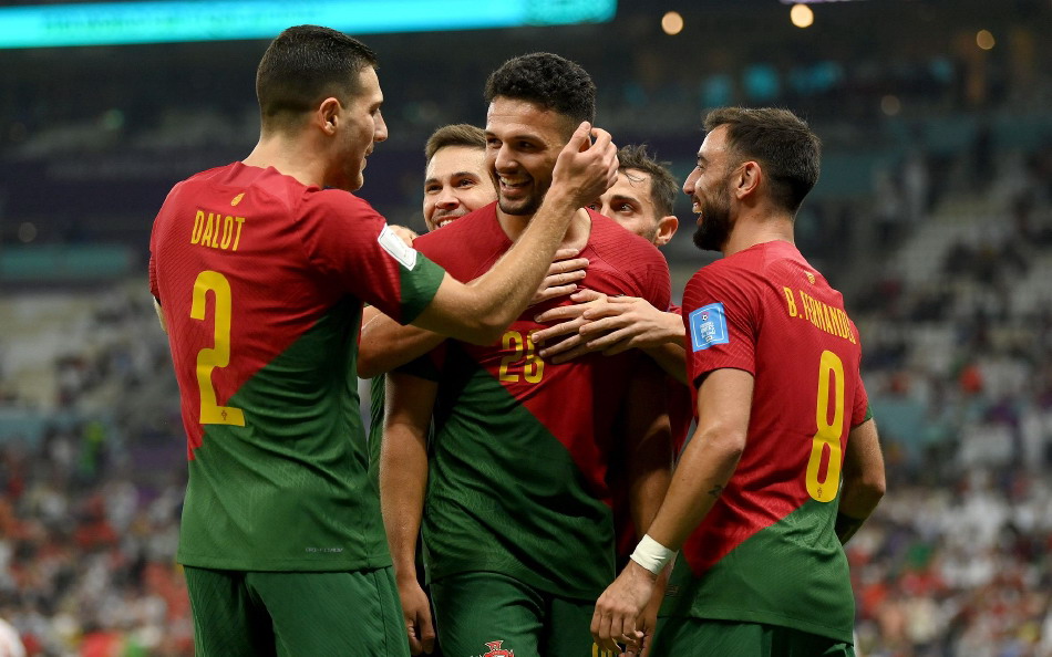 包含摩洛哥爆冷葡萄牙，孙兴慜一己之力扛起全队的词条