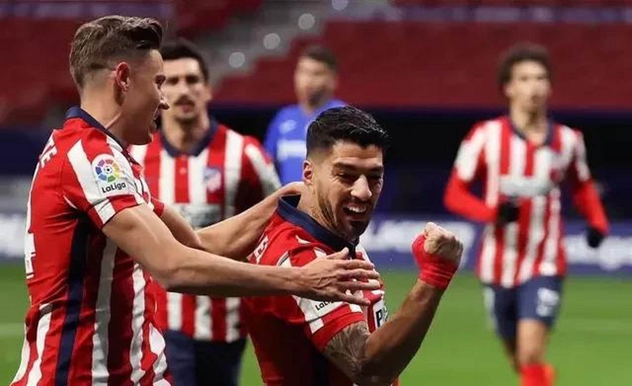 巴萨鏖战智利,苏亚雷斯关键制胜 巴萨鏖战智利,苏亚雷斯关键制胜