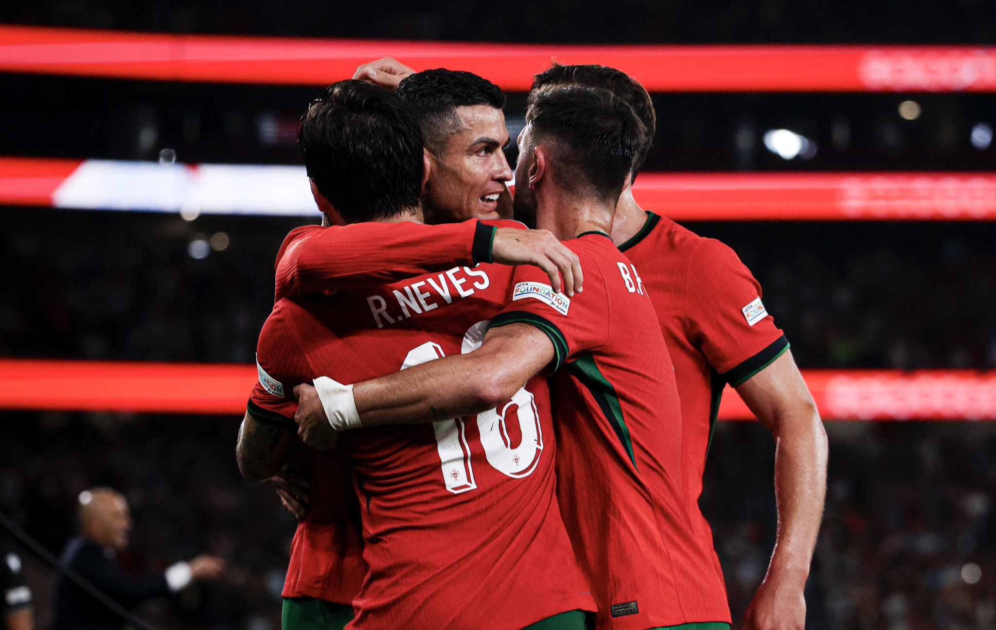 法国队横扫葡萄牙队，林高远点燃赛场