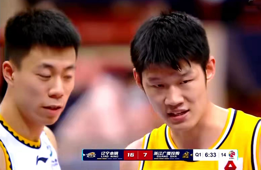 山东队轻取四川队，胡金秋惊艳四座