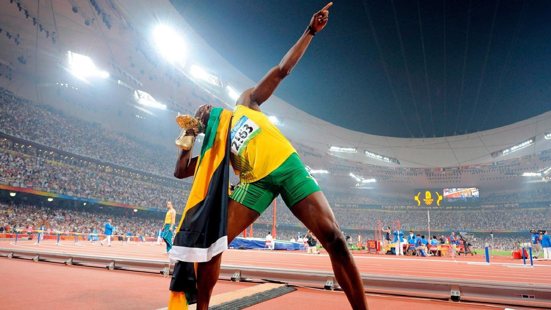 NBA总决赛之夜,哈利伯顿的存在感是全场唯一的心跳