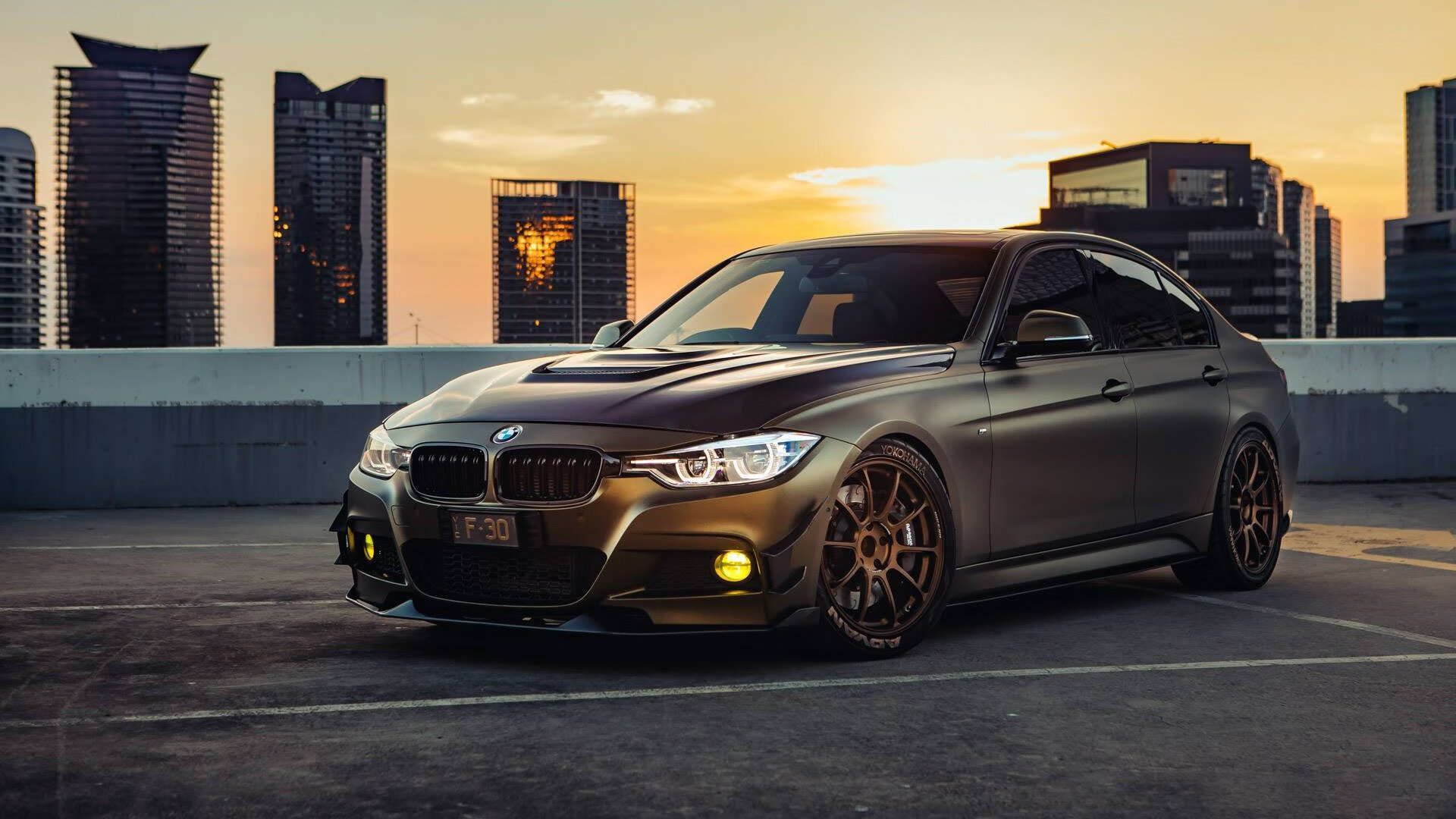 绿茵场外的欧冠决赛，雄鹿正面击溃国王的战术启示