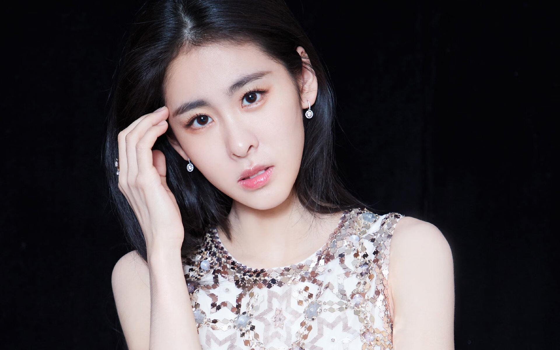 铁骑破冰与黑豹突袭,当旧秩序在90分钟内崩解