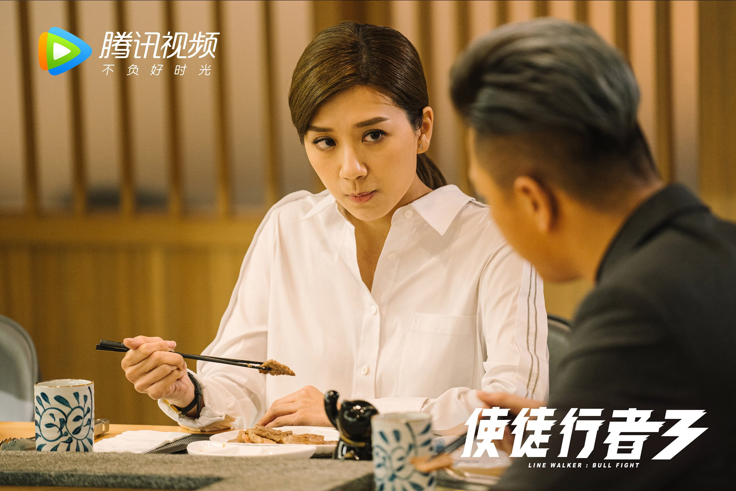 恩比德爆发统治内线,火箭单节狂潮拉开新疆队差距