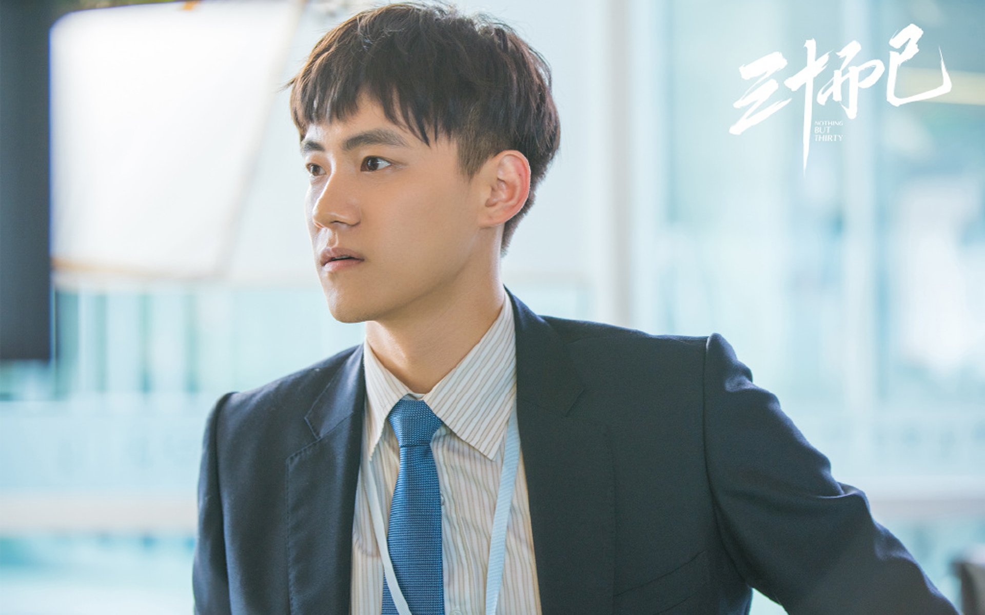 速度与荣耀的变奏曲,当银石的弯道遇见格拉斯哥的雨夜—论不败神话的终结与巅峰之弈